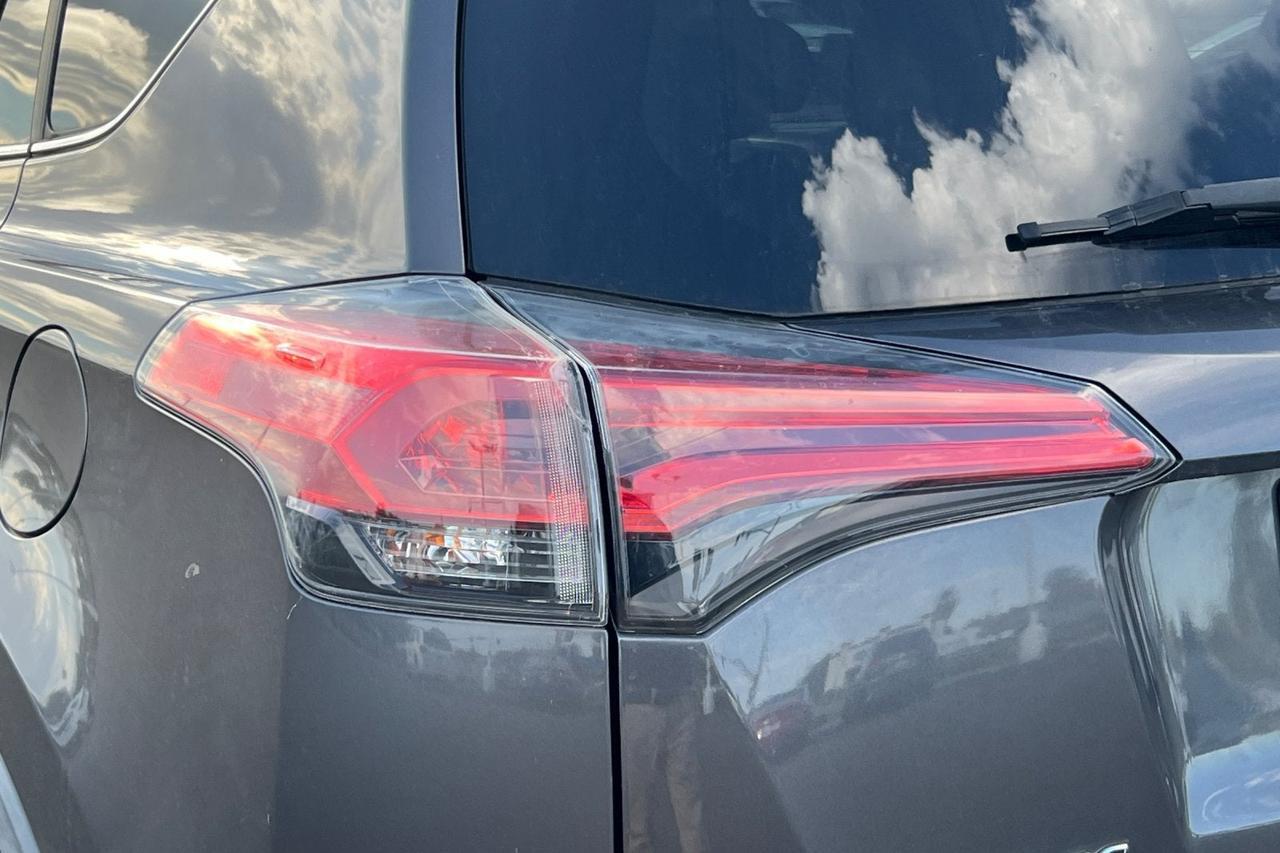 2016 Toyota RAV4 LE Roseville CA