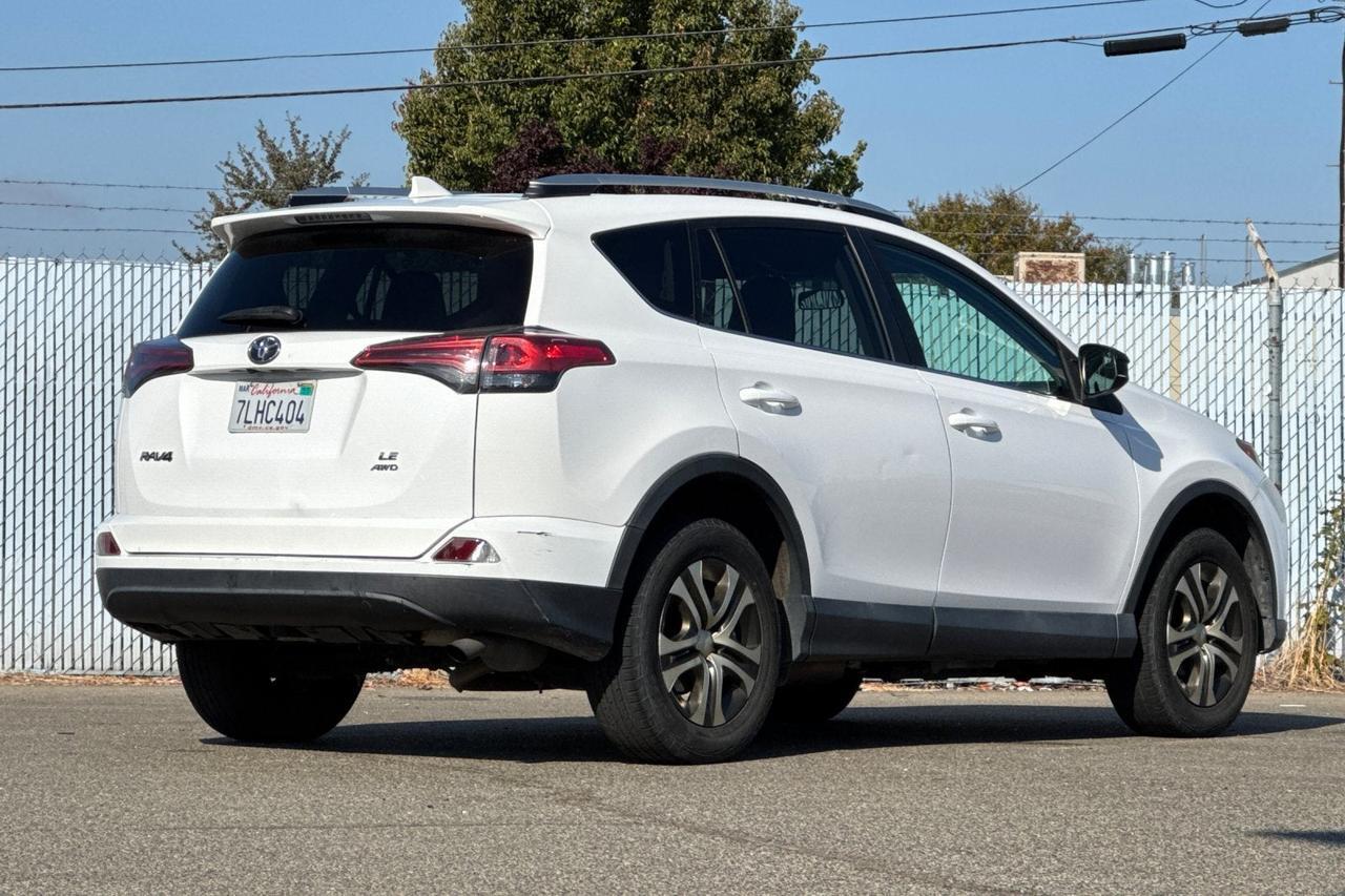 2016 Toyota RAV4 LE Roseville CA