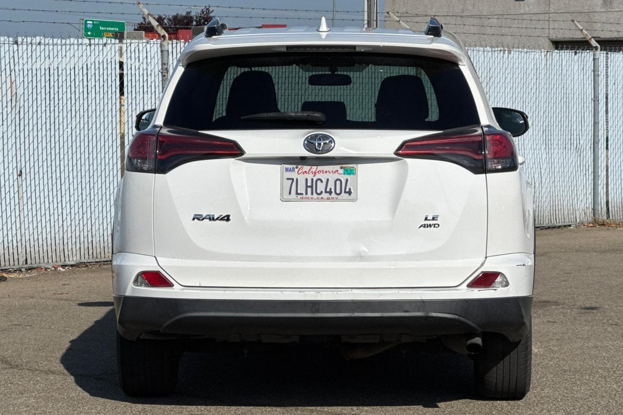 2016 Toyota RAV4 LE Roseville CA