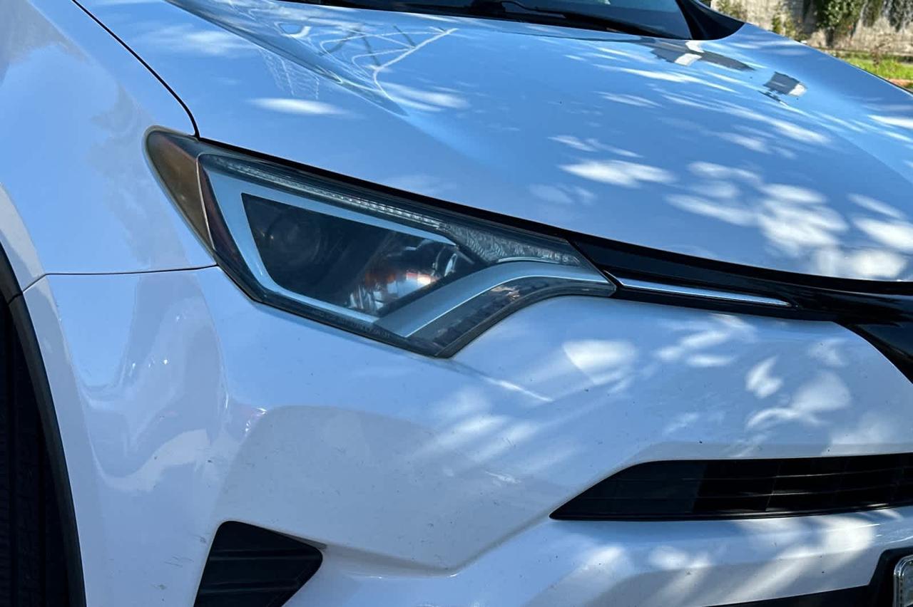 2016 Toyota RAV4 LE Roseville CA