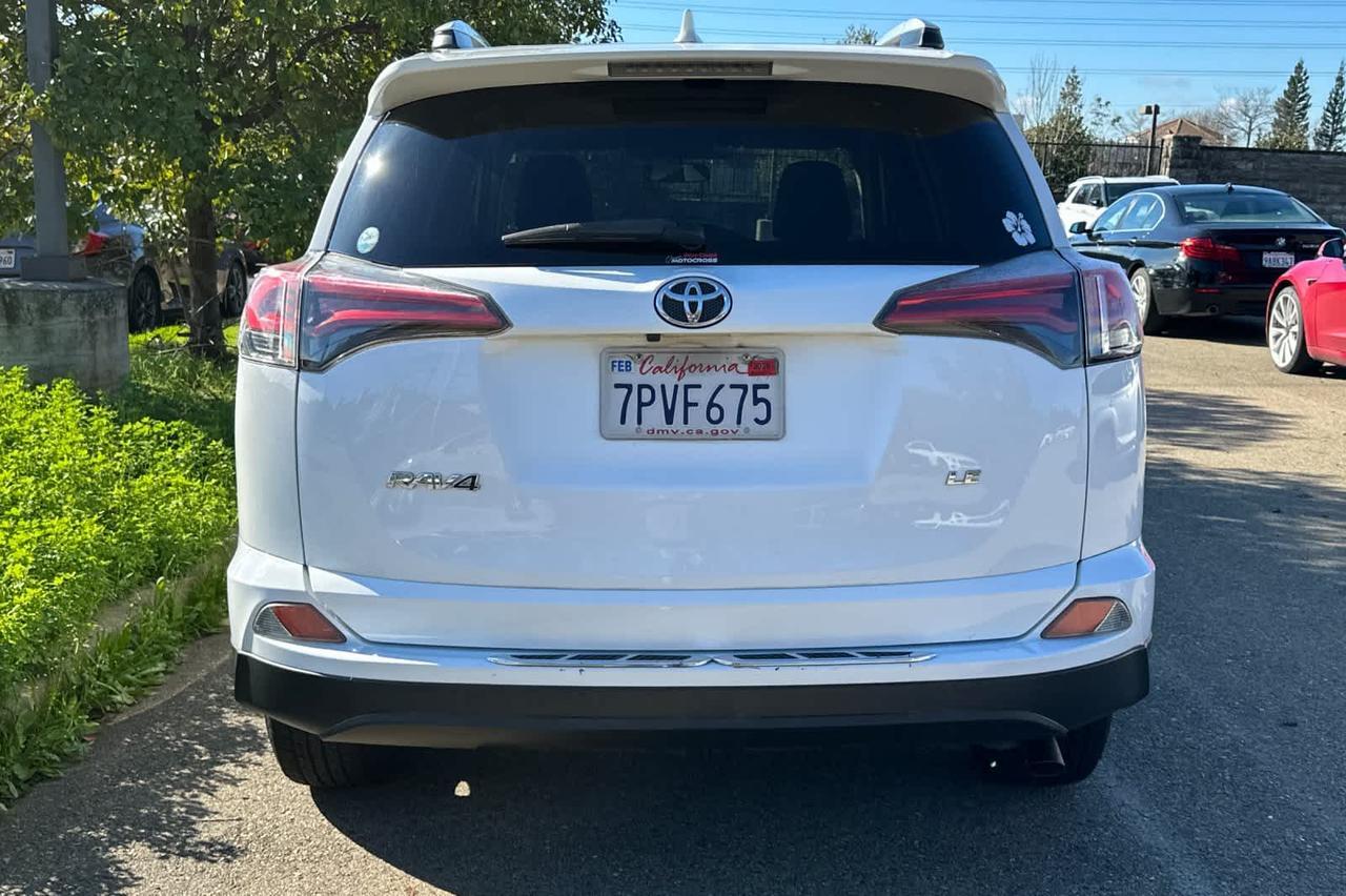 2016 Toyota RAV4 LE Roseville CA