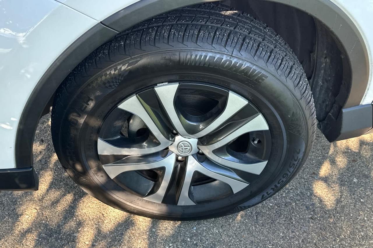 2016 Toyota RAV4 LE Roseville CA