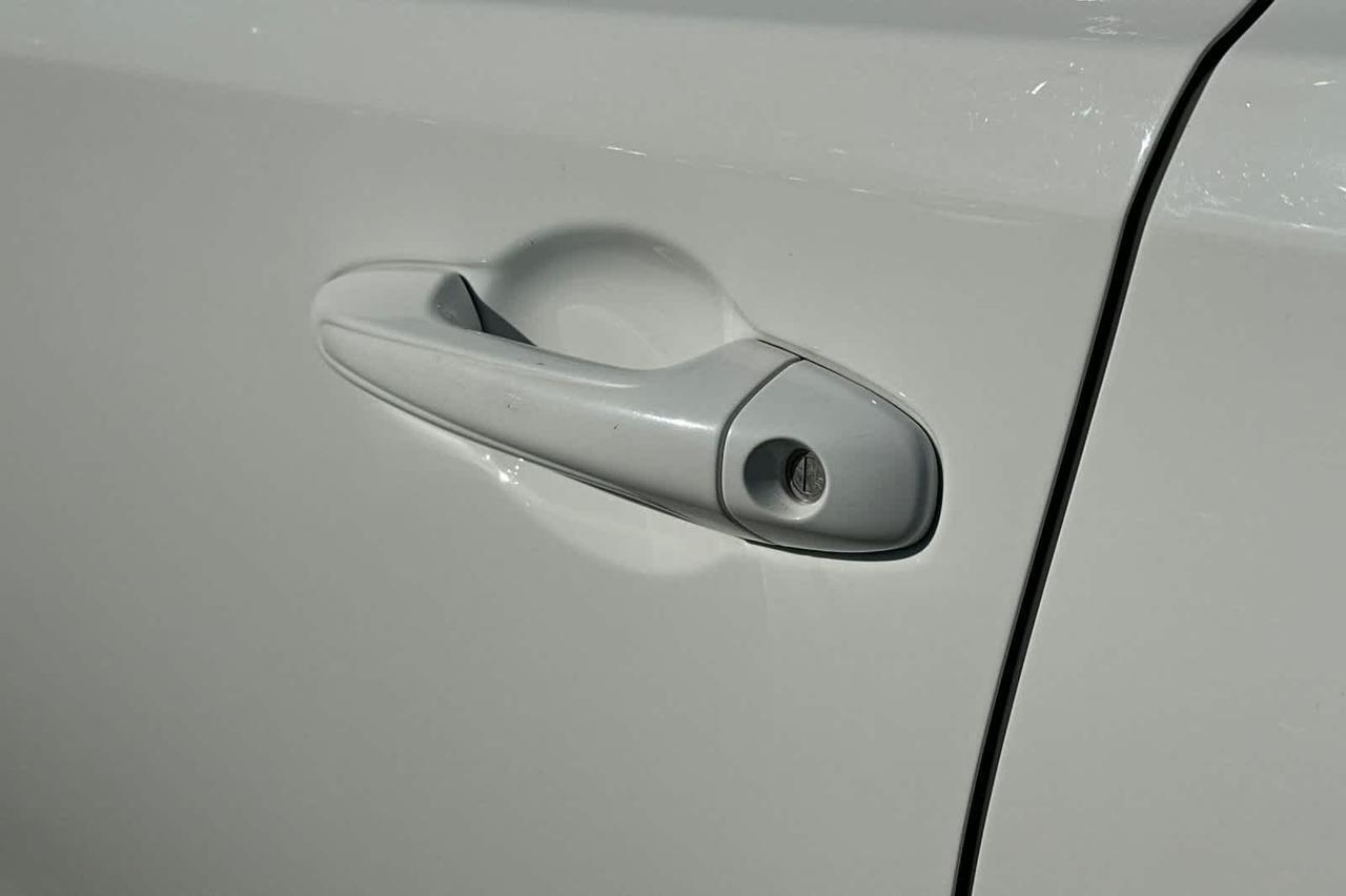 2016 Toyota RAV4 LE Roseville CA