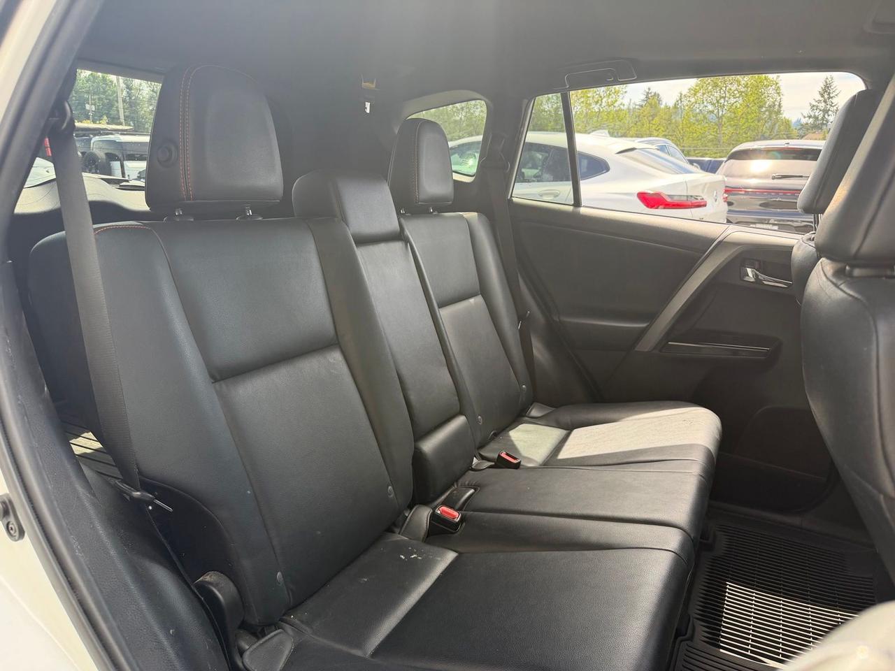 2016 Toyota RAV4 SE Gladstone OR