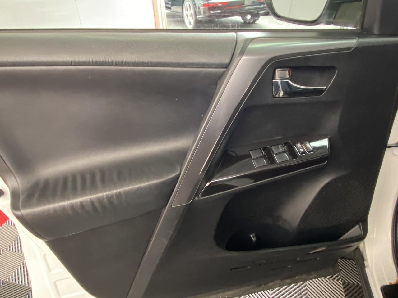 2016 Toyota RAV4 SE Richmond Hill NY