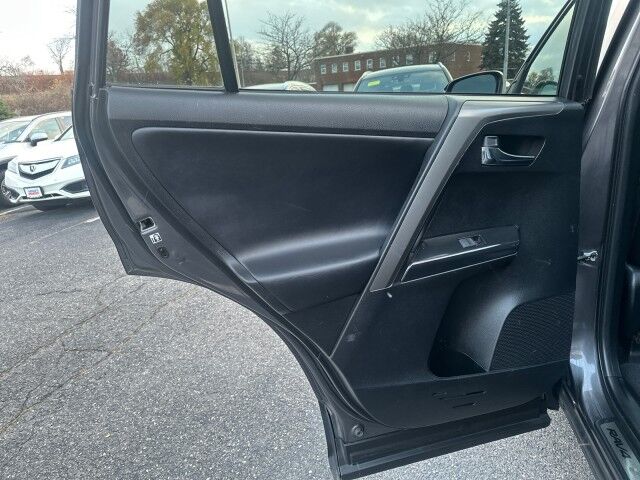 2016 Toyota RAV4 SE Worcester MA 2016 Toyota RAV4 SE Worcester MA