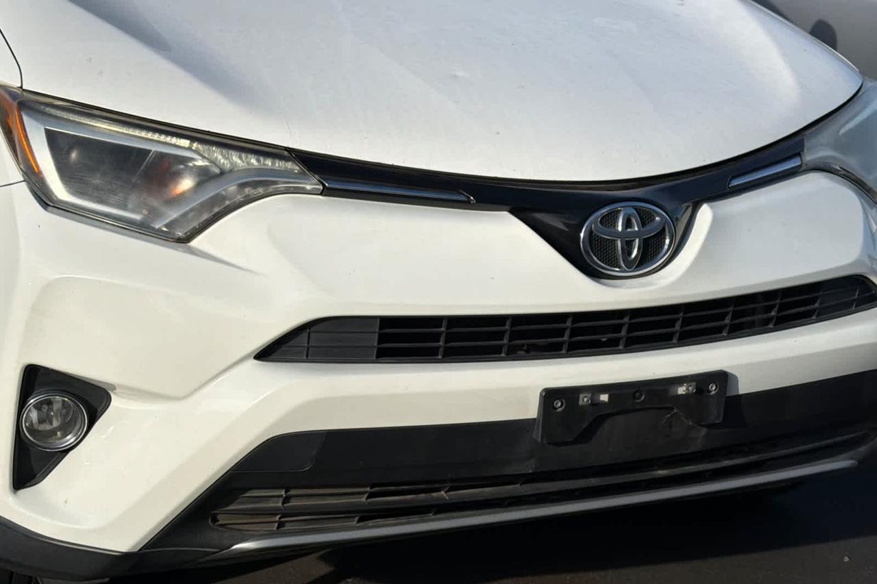 2016 Toyota RAV4 XLE Roseville CA