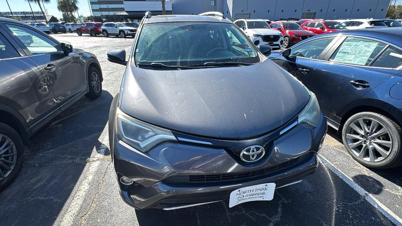 2016 Toyota RAV4 XLE