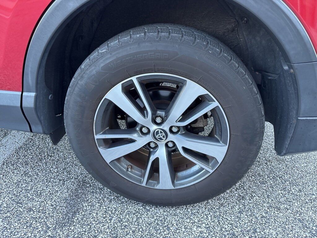 2016 Toyota RAV4 XLE