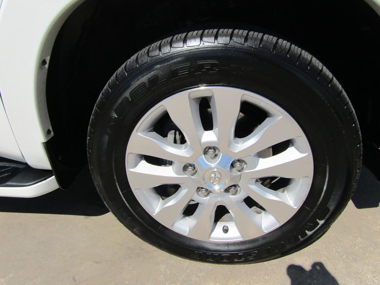 2016 Toyota Sequoia 4WD 5.7L FFV Platinum (Natl) Grand Prairie TX