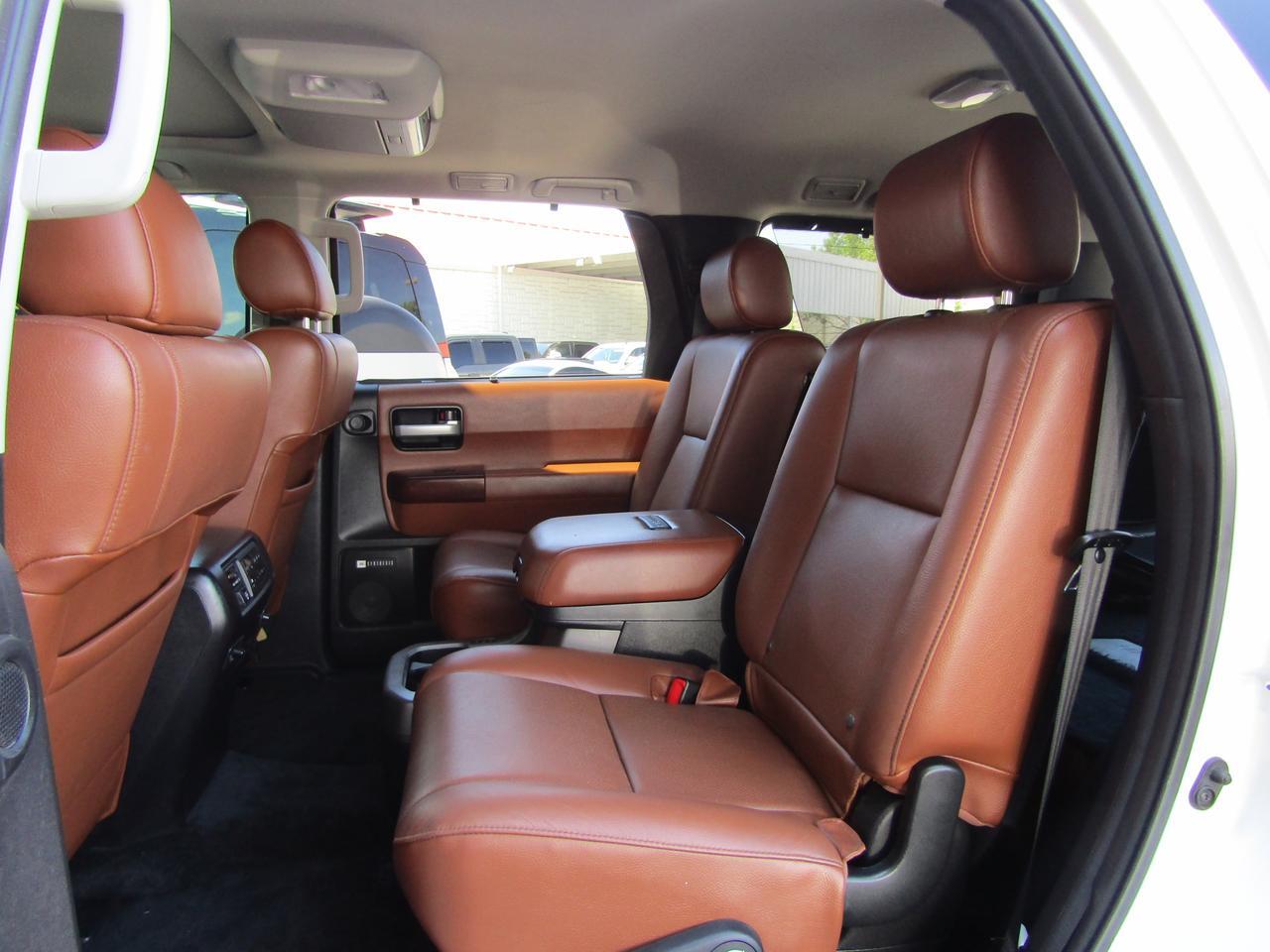2016 Toyota Sequoia 4WD 5.7L FFV Platinum (Natl) Grand Prairie TX
