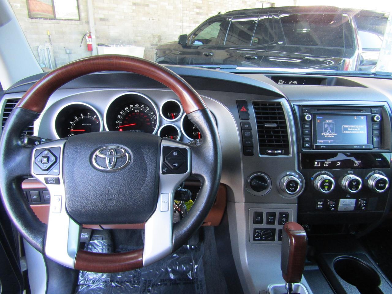 2016 Toyota Sequoia 4WD 5.7L FFV Platinum (Natl) Grand Prairie TX