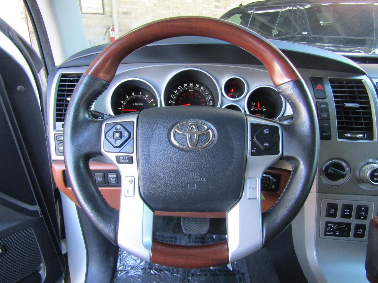 2016 Toyota Sequoia 4WD 5.7L FFV Platinum (Natl) Grand Prairie TX
