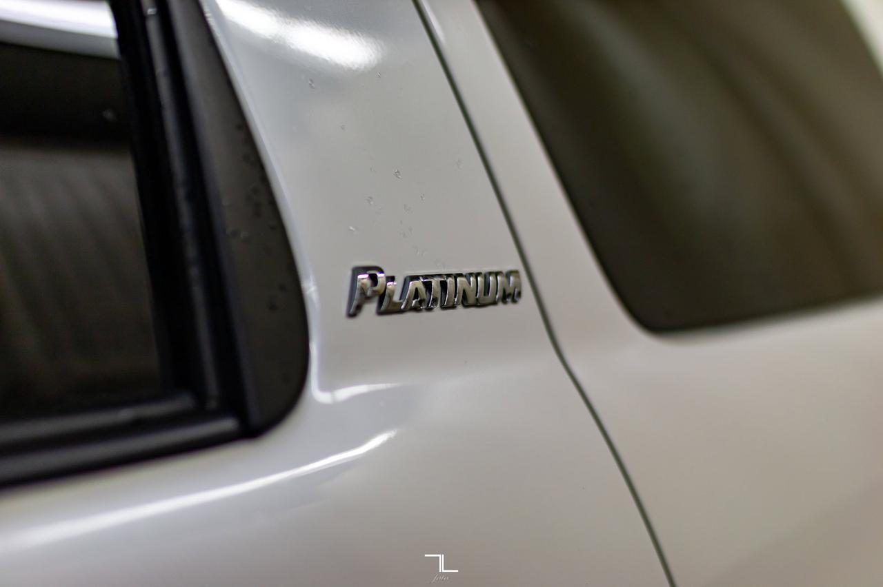 2016 Toyota Sequoia AWD Platinum Leather Roof Nav BCam Red Deer AB