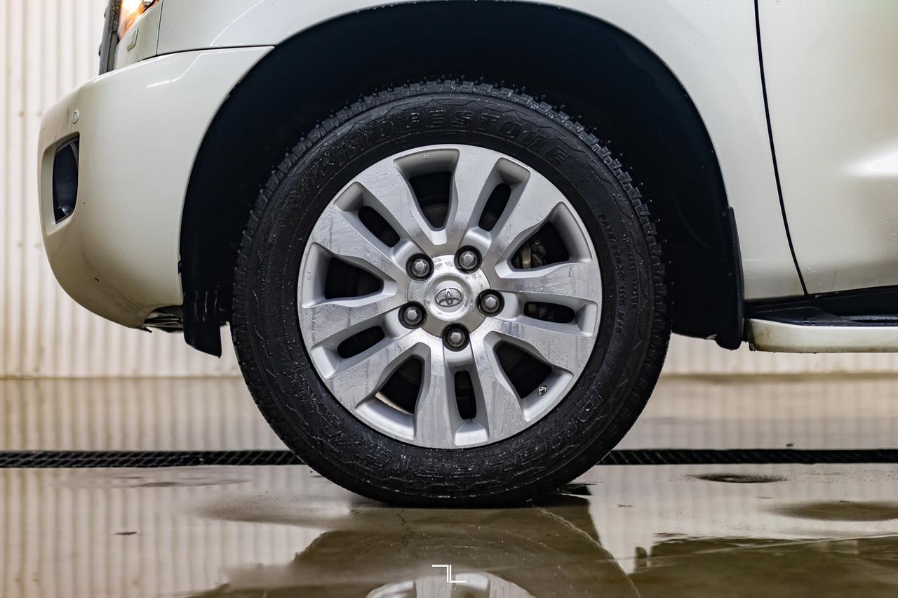 2016 Toyota Sequoia AWD Platinum Leather Roof Nav BCam Red Deer AB