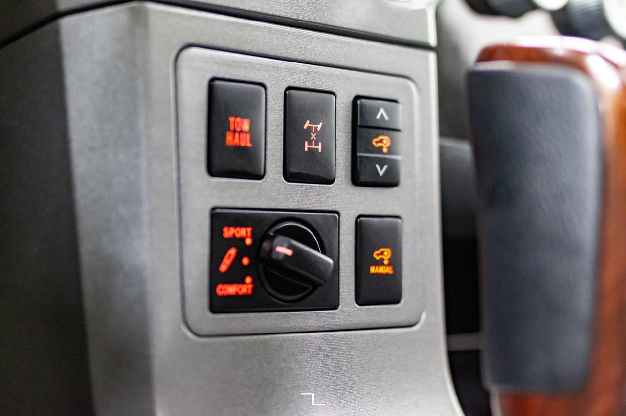 2016 Toyota Sequoia AWD Platinum Leather Roof Nav BCam Red Deer AB