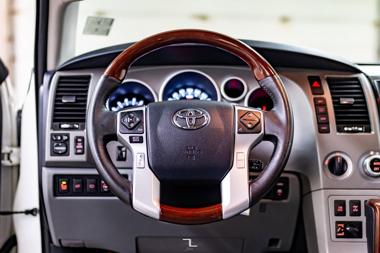 2016 Toyota Sequoia AWD Platinum Leather Roof Nav BCam Red Deer AB