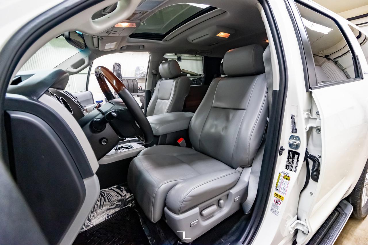 2016 Toyota Sequoia AWD Platinum Leather Roof Nav BCam Red Deer AB