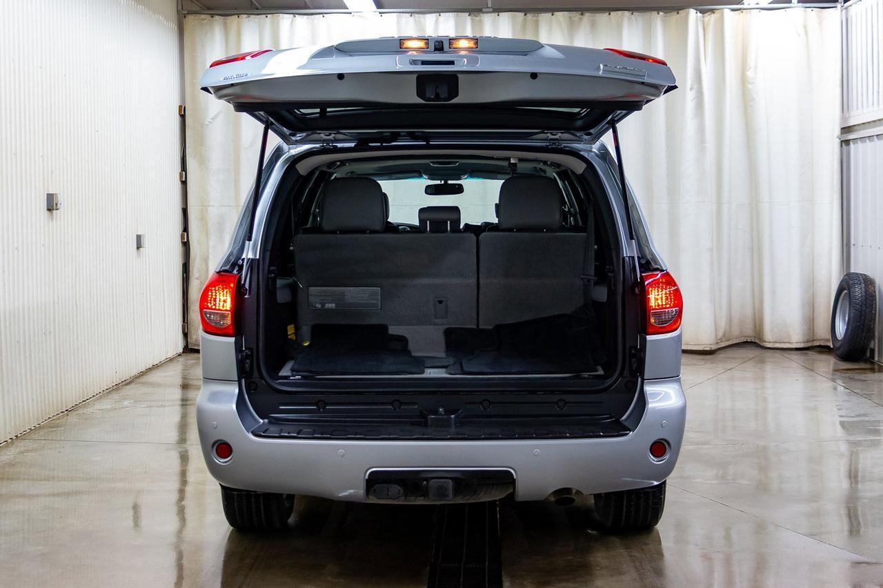 2016 Toyota Sequoia AWD SR5 3rd Row Leather Roof Red Deer AB