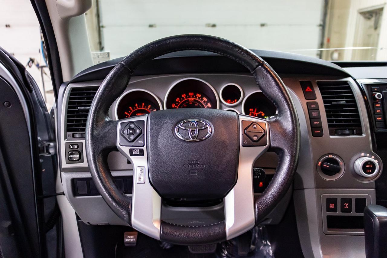 2016 Toyota Sequoia AWD SR5 3rd Row Leather Roof Red Deer AB