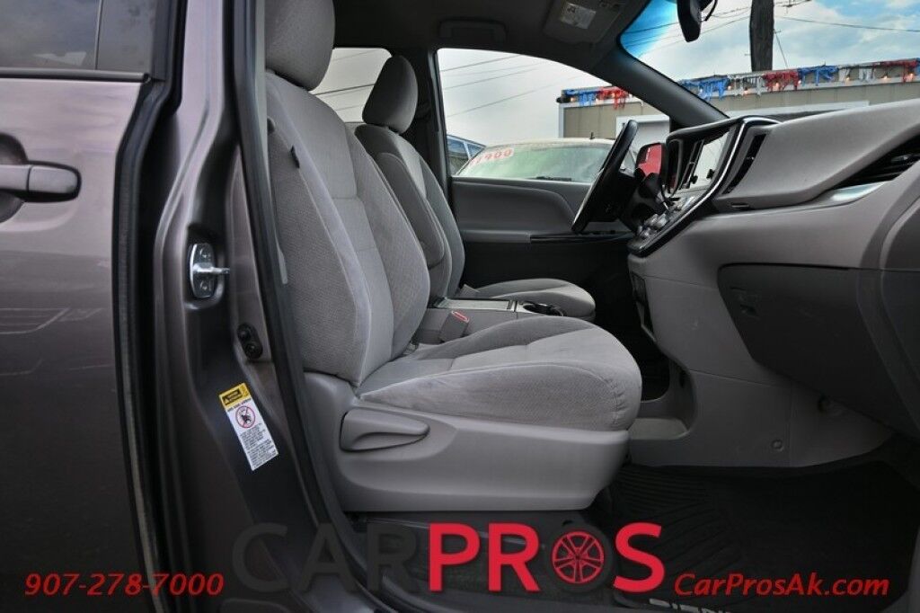 2016 Toyota Sienna LE - 3.5L V6 - 3rd Row 8 Passenger - Power Windows & Door Locks - Dual Climate - Bluetooth - Backup Camera - Tow PackageLE - 3.5L V6 - 8 Passenger - Power Windows & Door Locks - Dual Climate - Bluetooth - Backup Camera - Tow Package Anchorage AK