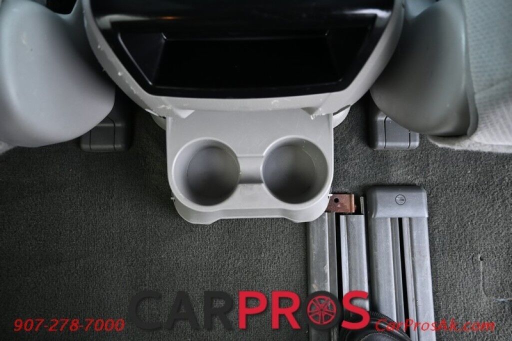 2016 Toyota Sienna LE - 3.5L V6 - 3rd Row 8 Passenger - Power Windows & Door Locks - Dual Climate - Bluetooth - Backup Camera - Tow PackageLE - 3.5L V6 - 8 Passenger - Power Windows & Door Locks - Dual Climate - Bluetooth - Backup Camera - Tow Package Anchorage AK