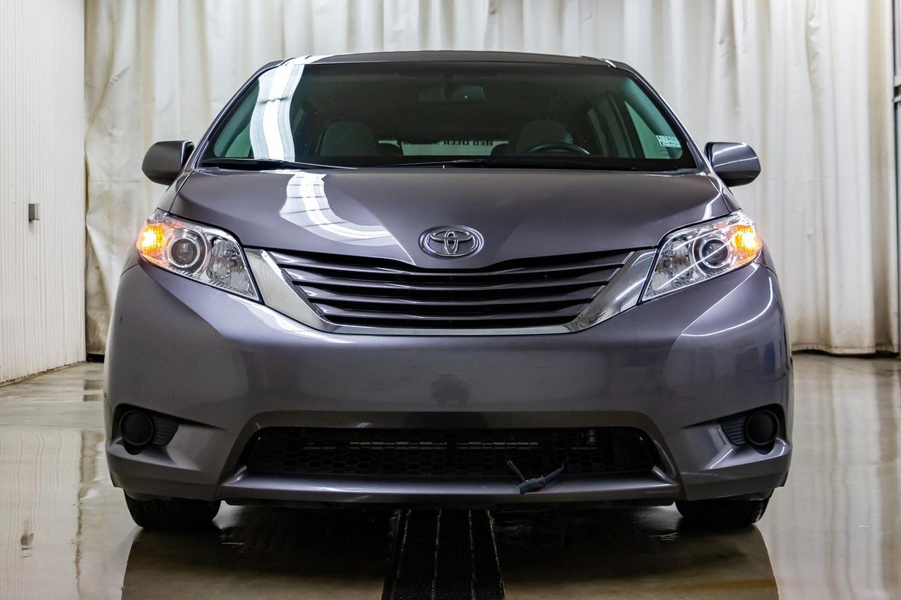 2016 Toyota Sienna LE BCam Red Deer AB