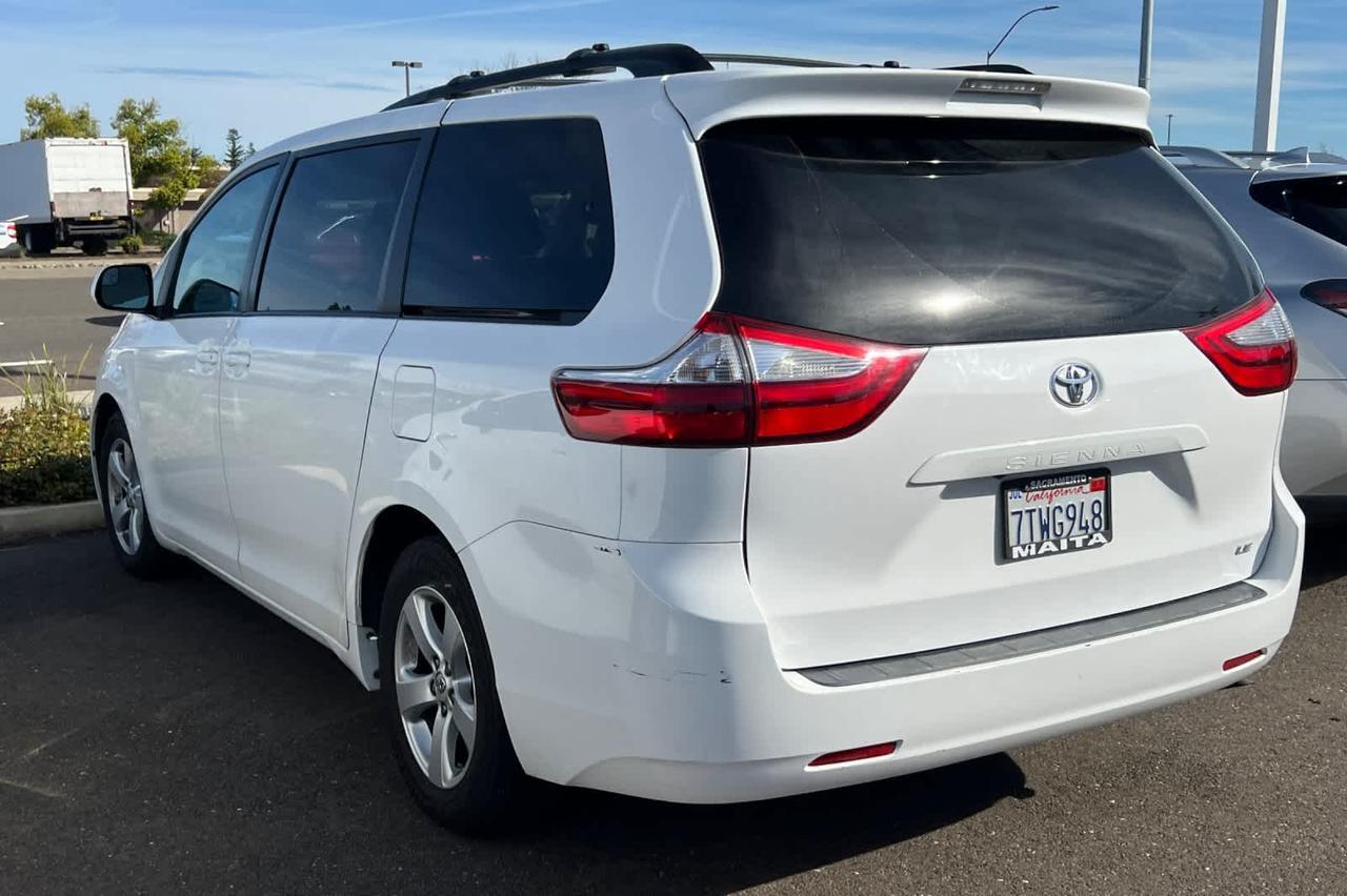 2016 Toyota Sienna LE Roseville CA