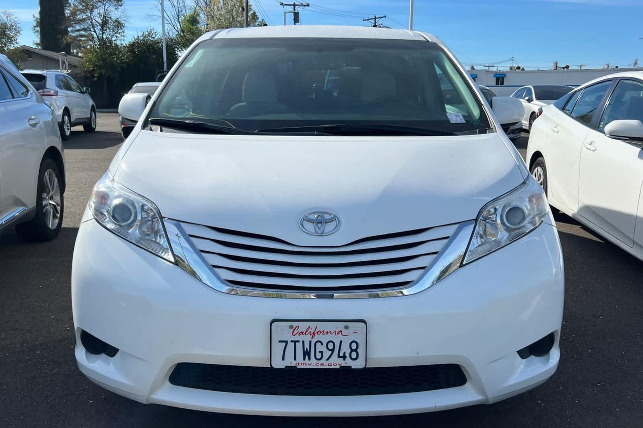 2016 Toyota Sienna LE Roseville CA