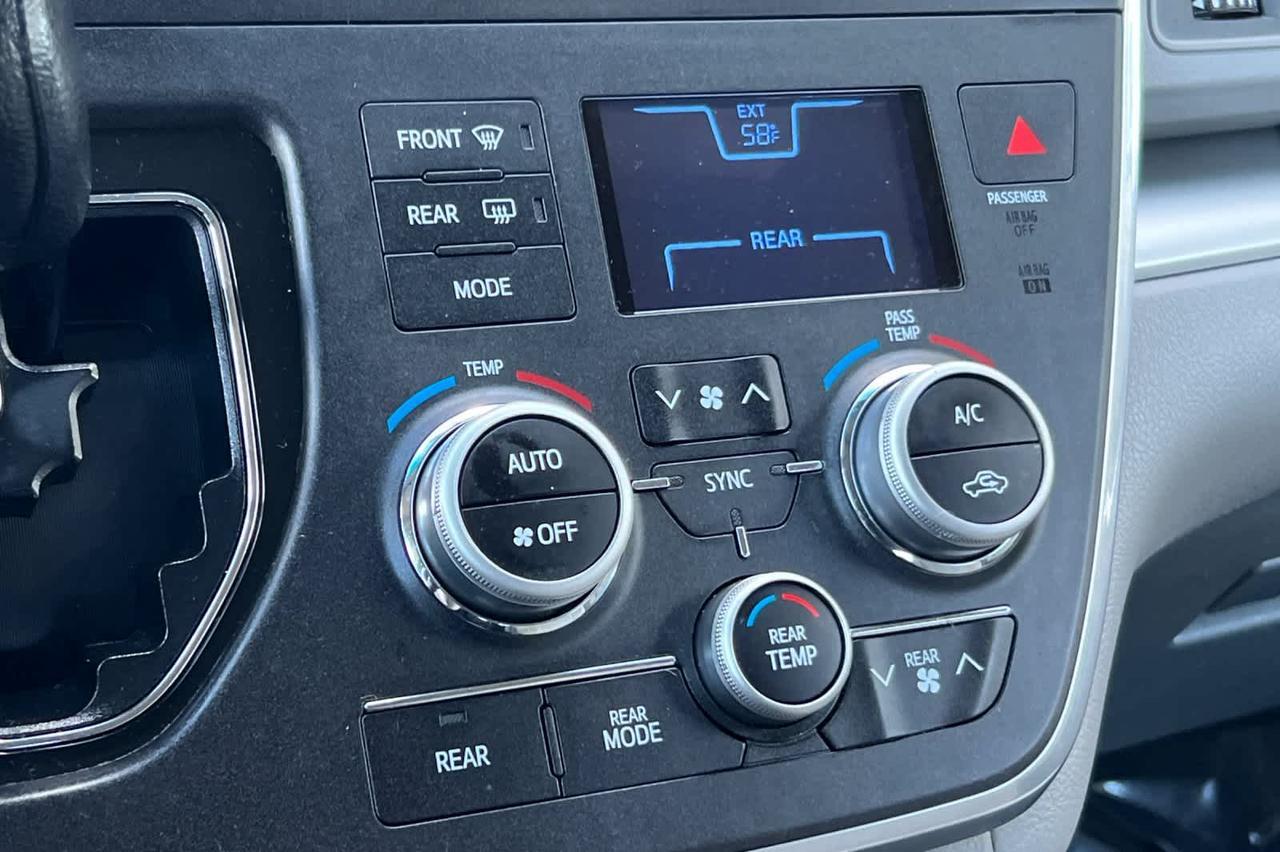 2016 Toyota Sienna LE Roseville CA