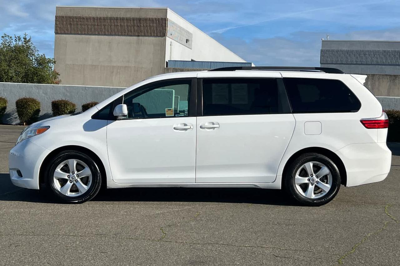 2016 Toyota Sienna LE Roseville CA
