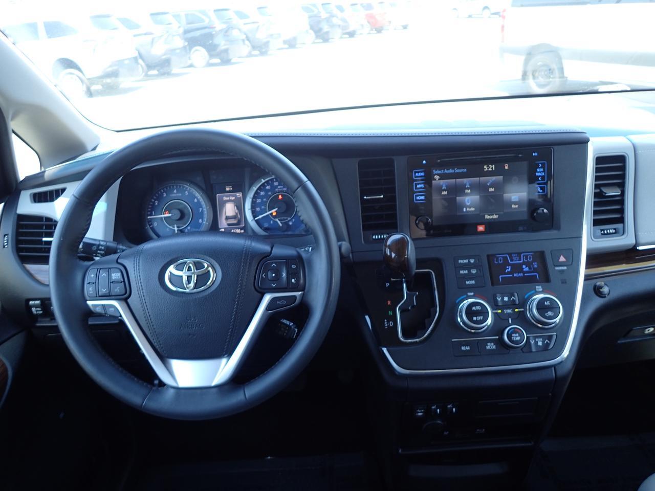 2016 Toyota Sienna Limited Anaheim CA