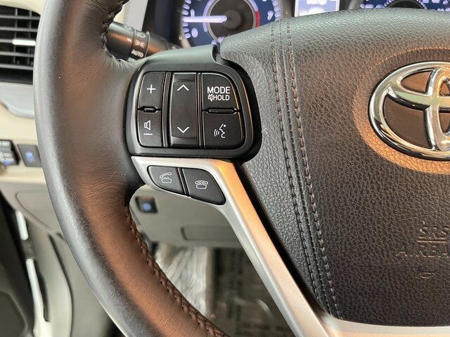 2016 Toyota Sienna Limited Carrollton TX