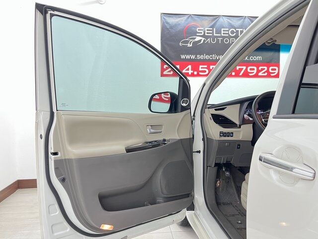 2016 Toyota Sienna Limited Carrollton TX