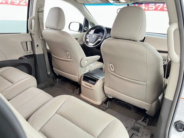 2016 Toyota Sienna Limited Carrollton TX