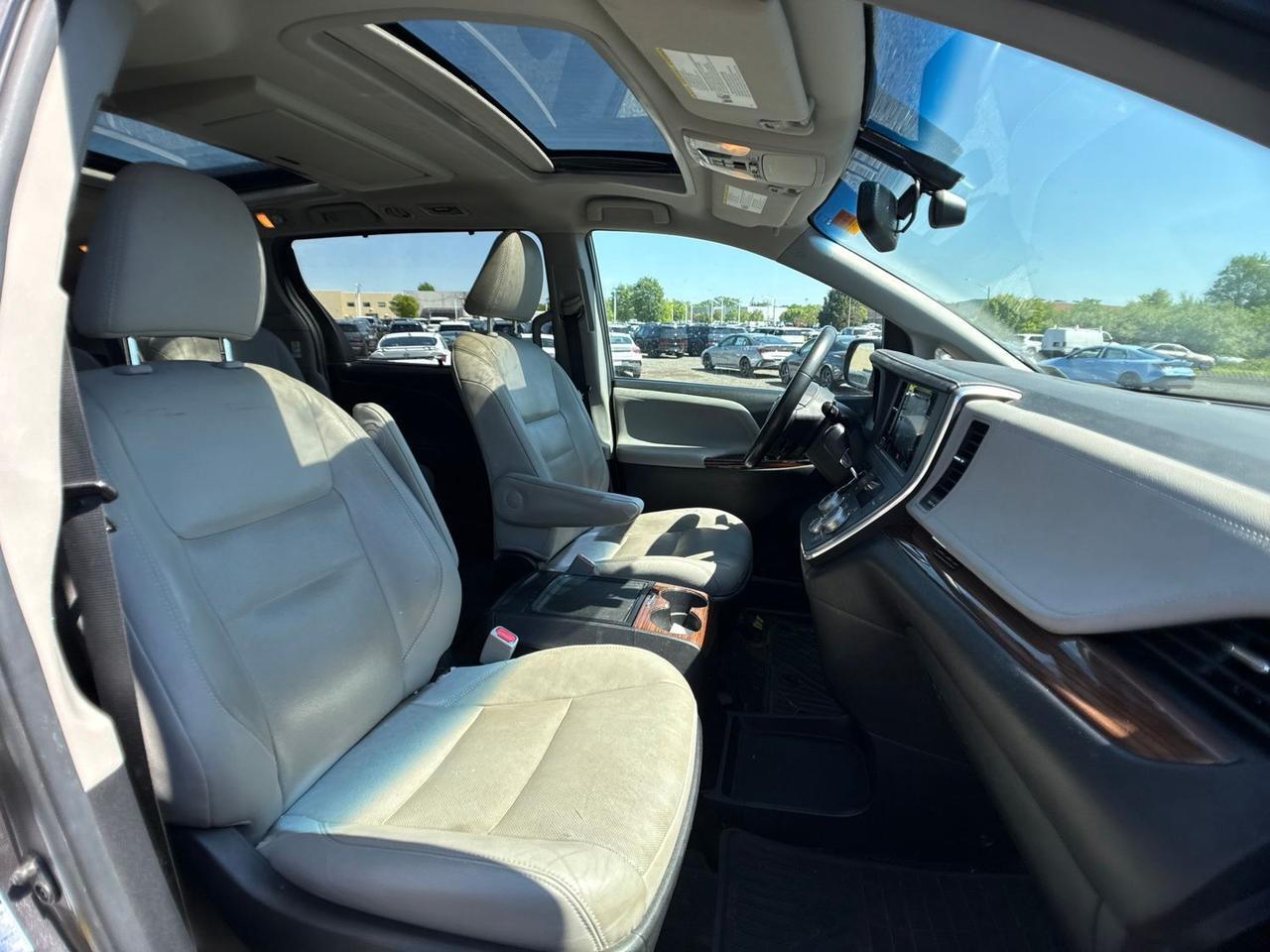 2016 Toyota Sienna Limited Premium Chantilly VA