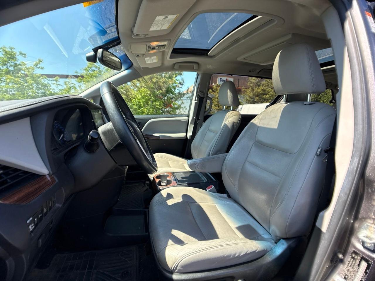 2016 Toyota Sienna Limited Premium Chantilly VA