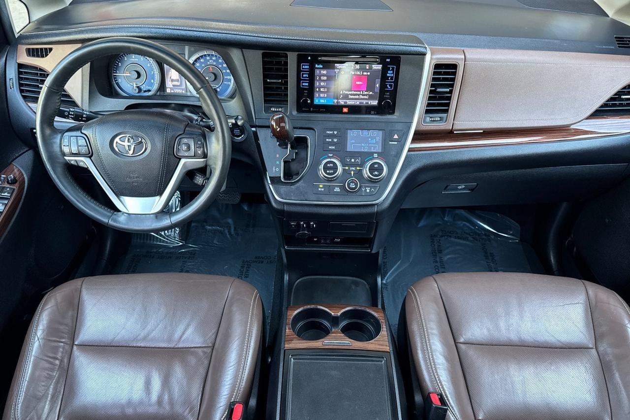 2016 Toyota Sienna Ltd Premium