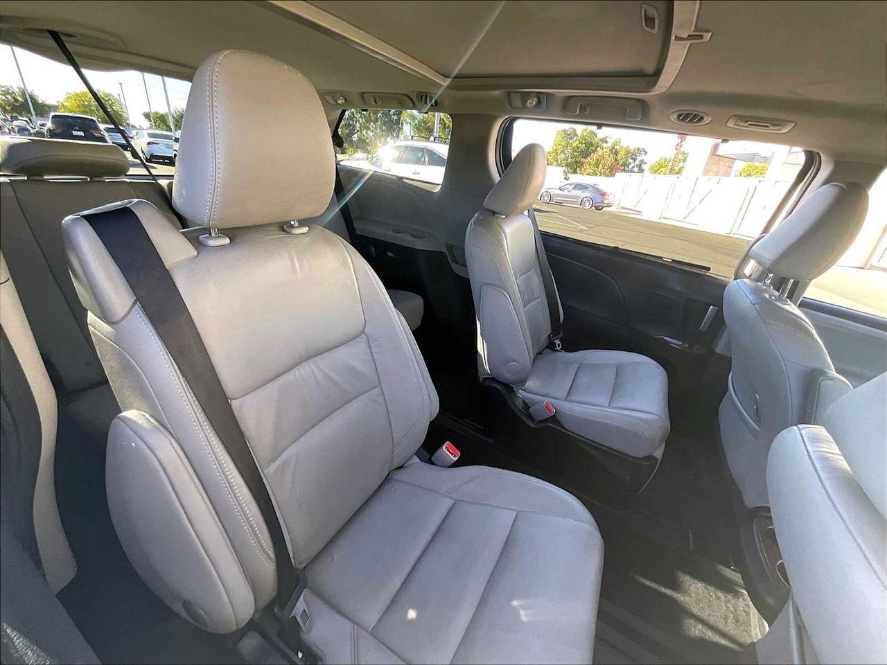 2016 Toyota Sienna Ltd Roseville CA