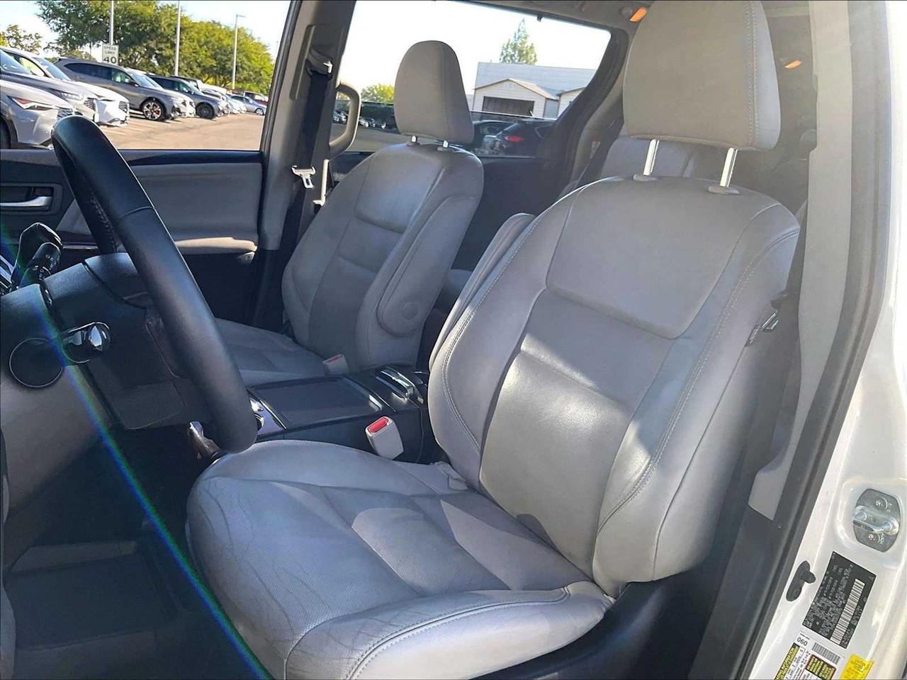 2016 Toyota Sienna Ltd Roseville CA