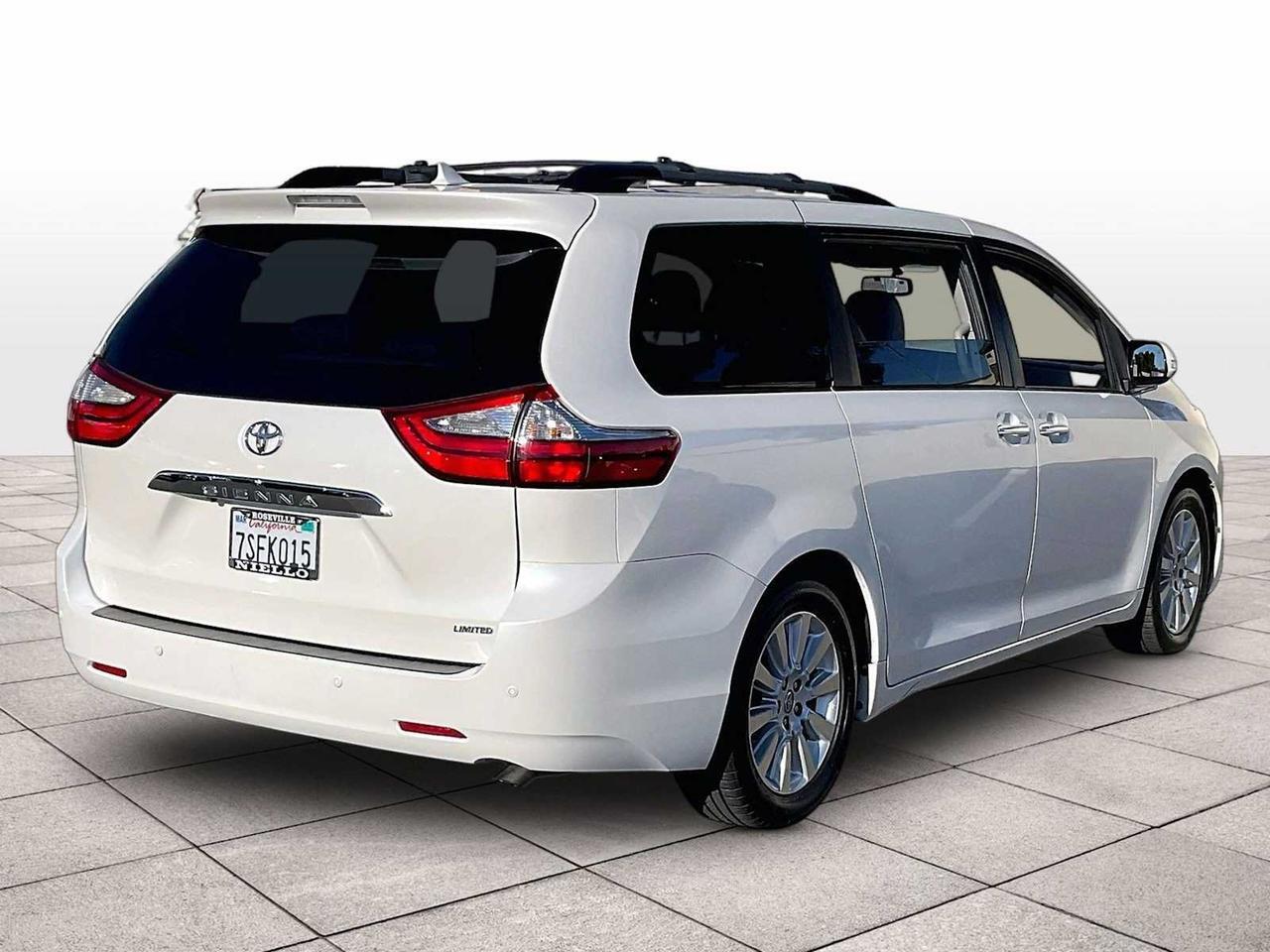 2016 Toyota Sienna Ltd Roseville CA