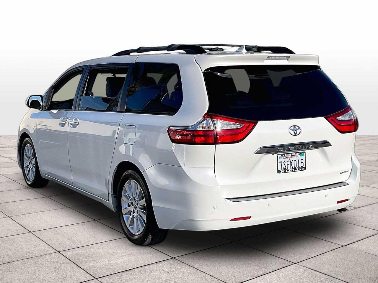 2016 Toyota Sienna Ltd Roseville CA