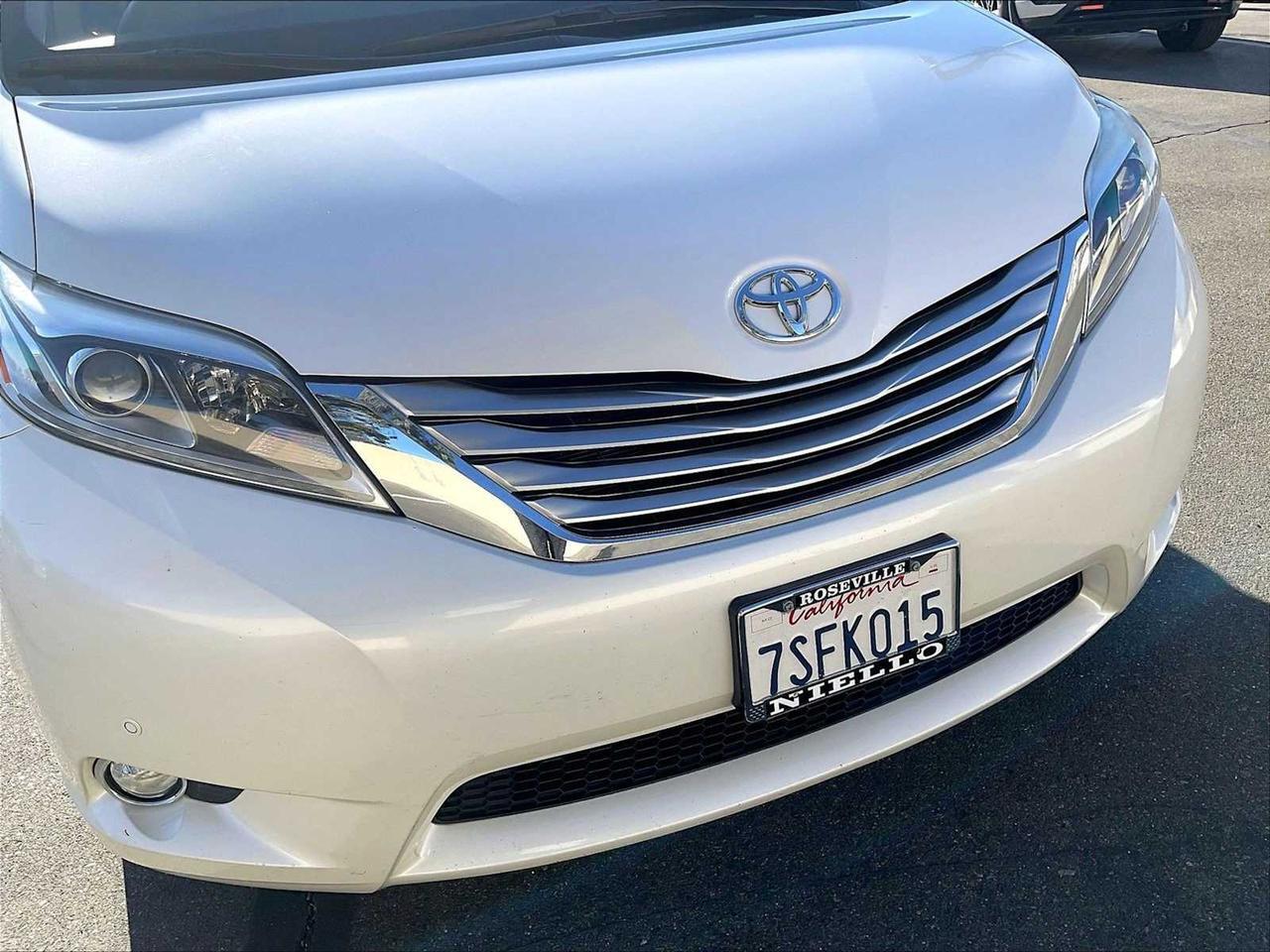 2016 Toyota Sienna Ltd Roseville CA