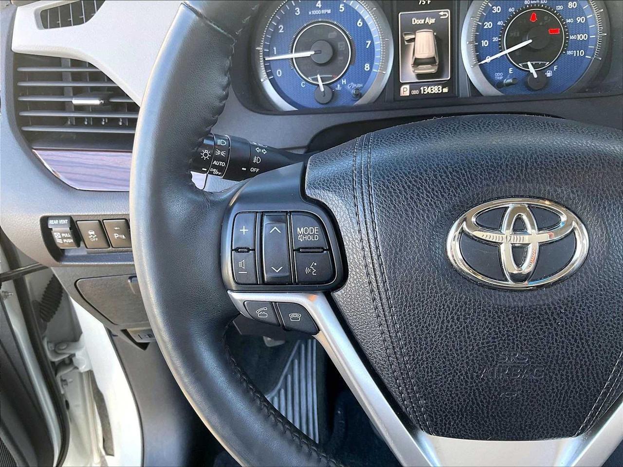 2016 Toyota Sienna Ltd Roseville CA