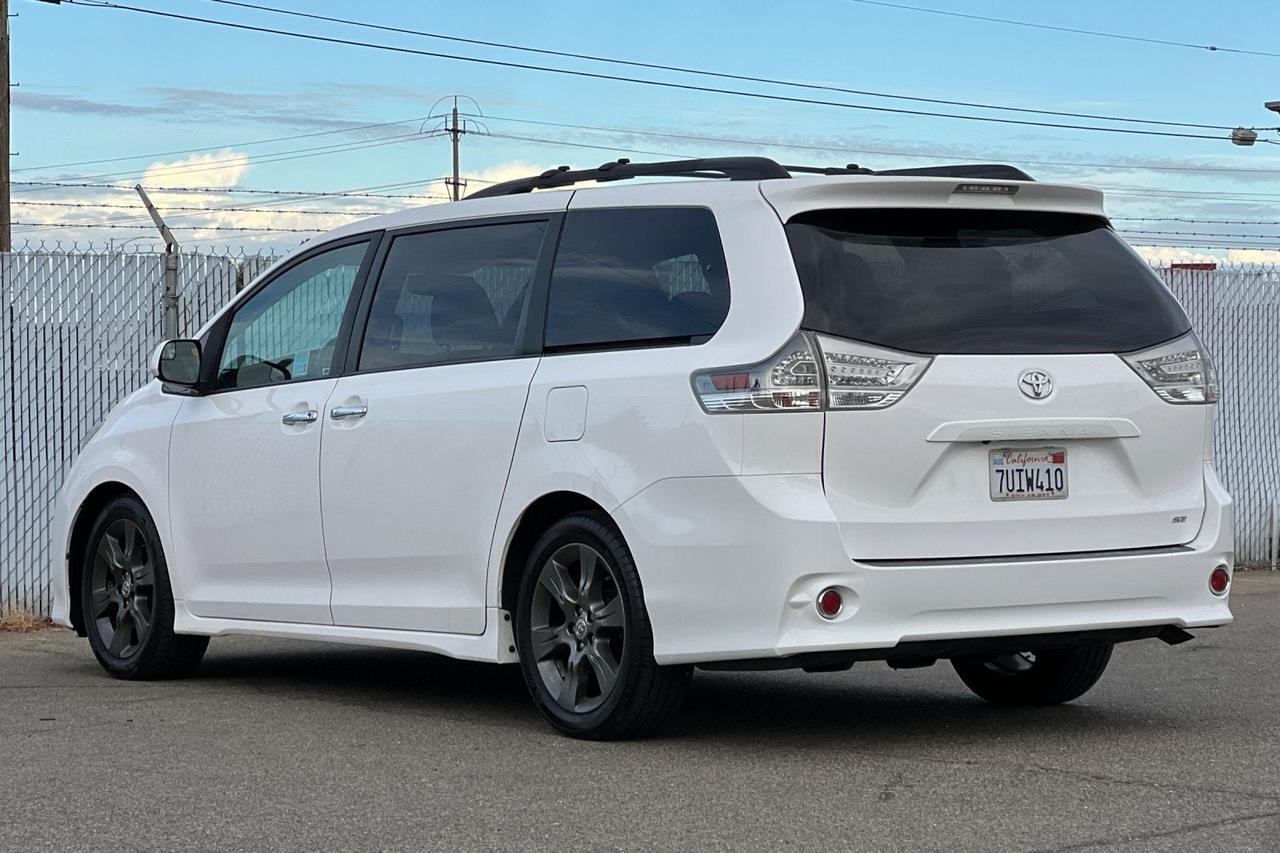 2016 Toyota Sienna SE Roseville CA