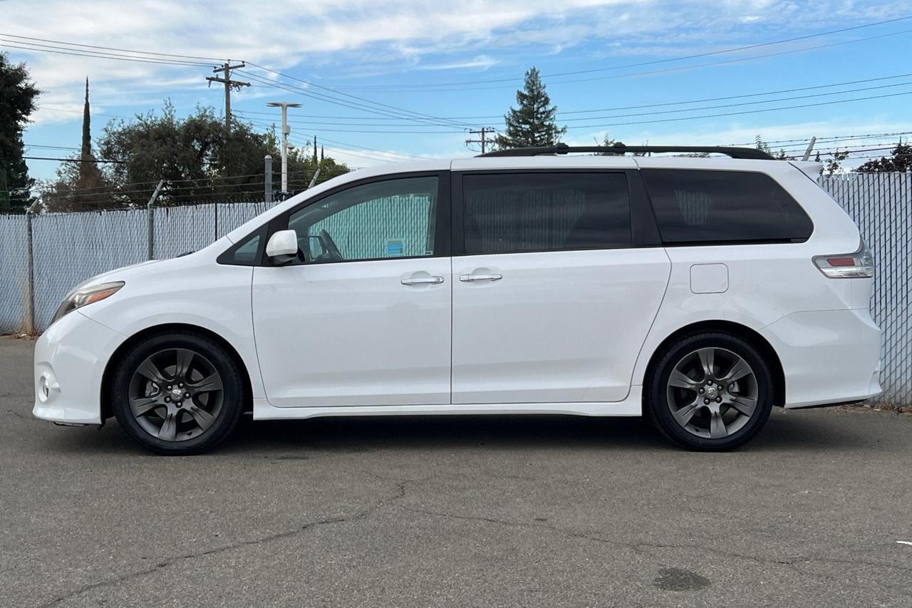 2016 Toyota Sienna SE Roseville CA