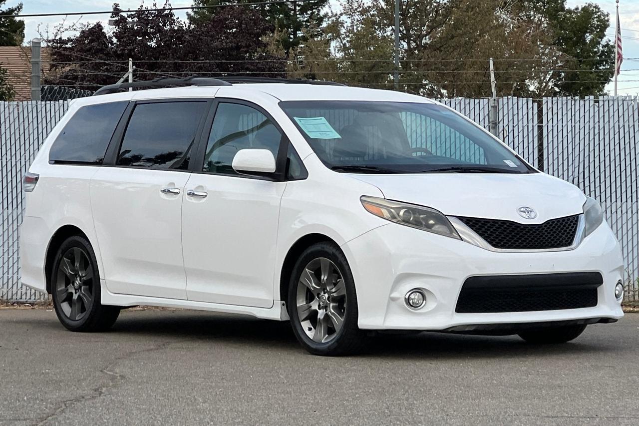2016 Toyota Sienna SE Roseville CA
