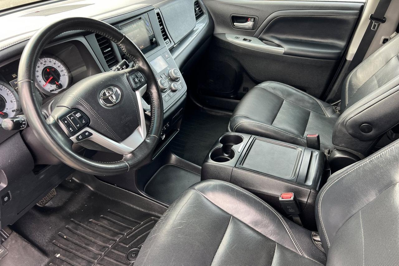 2016 Toyota Sienna SE Roseville CA