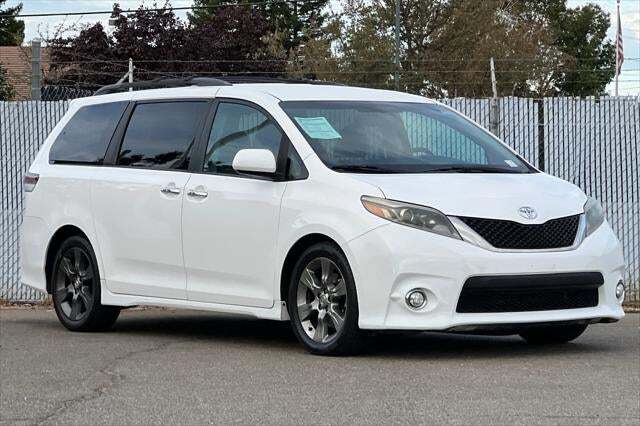 2016 Toyota Sienna SE Roseville CA