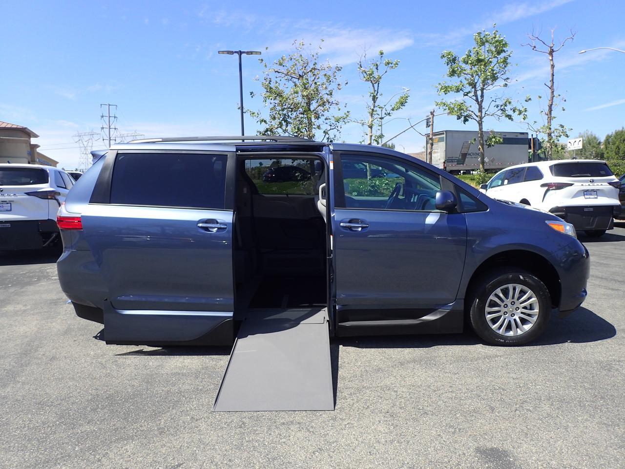 2016 Toyota Sienna XLE Anaheim CA
